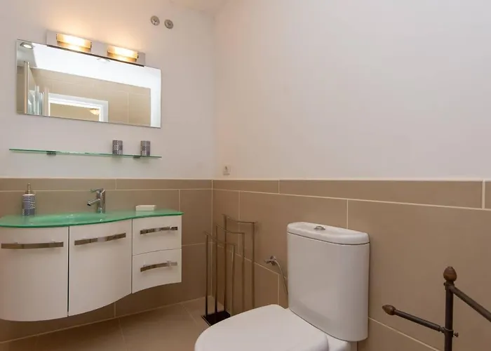 Bahia La Caleta 1 - Two Bed Apartment